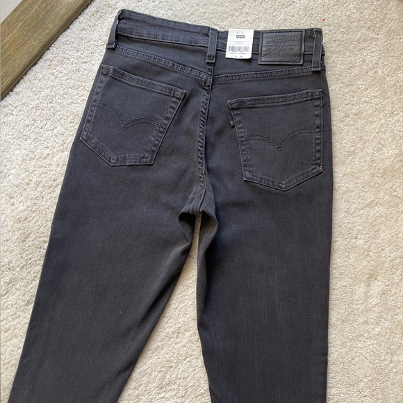 NWT Levi's Premium 721 High Rise Skinny Studded Embellished Jeans Size 26/28 - Picture 9 of 14